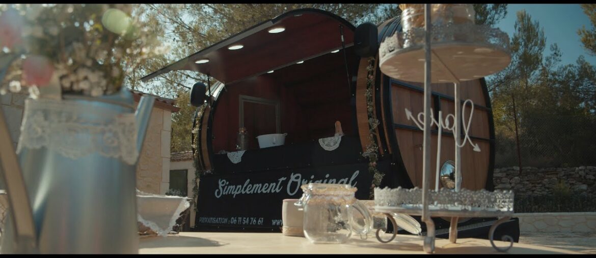 WINE TRUCK COUP DE FOUDRE – BAR à VINS à DOMICILE WINE TRUCK COUP DE FOUDRE - BAR à VINS à DOMICILE