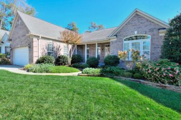 Greylock - 1119 Williamstown - RARE Ranch Plan