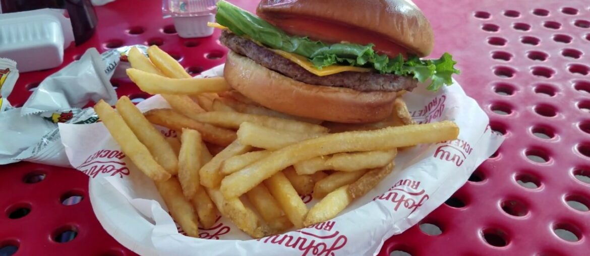 Six Flags Magic Mountain Lunch With Our Deluxe Dining Pass Six Flags Magic Mountain Lunch With Our Deluxe Dining Pass