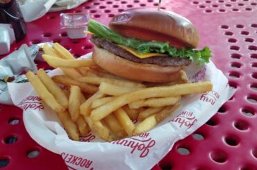 Six Flags Magic Mountain Lunch With Our Deluxe Dining Pass