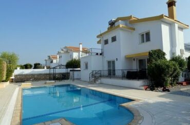 HP2524-KF FURNISHED & IMMACULATE AND SPACIOUS 3 BED,  3 BATH VILLA WITH SWIMMMING POOL - CATALKOY