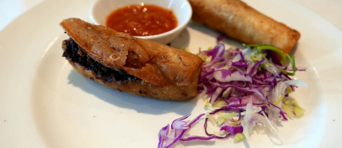 Princess Cruises Lunch, Brunch & Tea Time in Main Dining Room with Menus on Majestic Princess (4K) Princess Cruises Lunch, Brunch & Tea Time in Main Dining Room with Menus on Majestic Princess (4K)