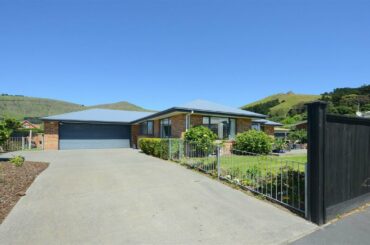 6 Hamlet Lane, Heathcote, Christchurch City, Canterbury