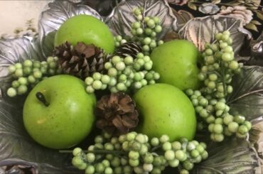 French Country Hutch And Small Dinning        تزيين على استايل الريف الفرنسى