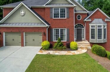 3610 Mcclure Woods Drive, Duluth, GA Presented by LifeStone Realty Group.