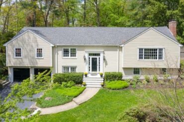 140 Benvenue Street Wellesley, MA | ColdwellBankerHomes.com