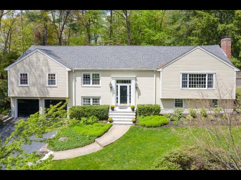 140 Benvenue Street Wellesley, MA | ColdwellBankerHomes.com 140 Benvenue Street Wellesley, MA | ColdwellBankerHomes.com