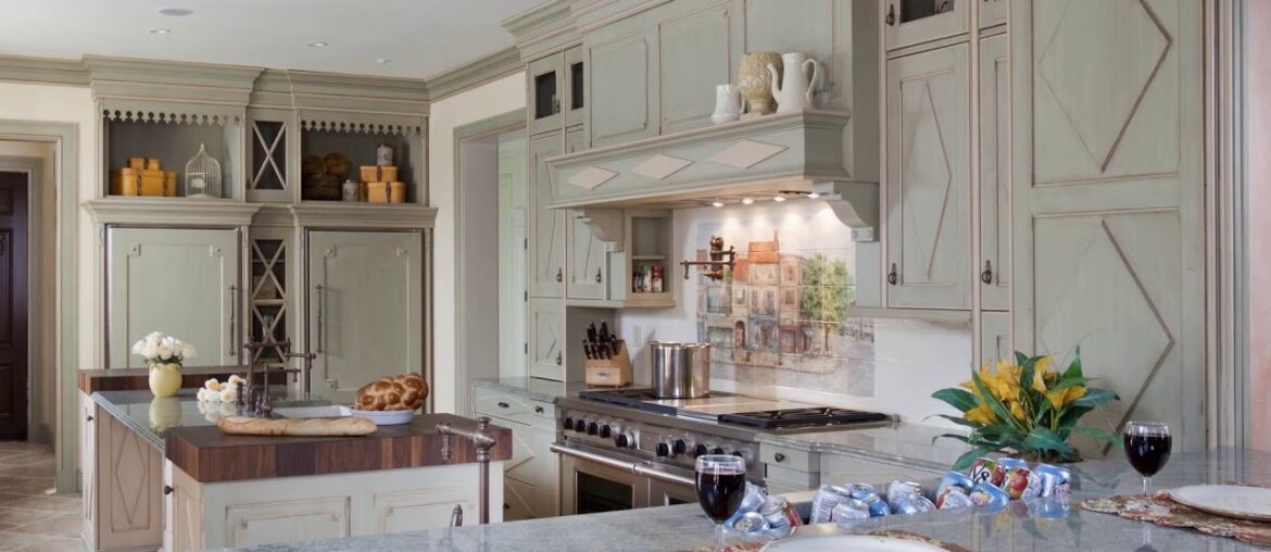 Green French-Country Kitchen Walls 🖌 Kitchen Curtains