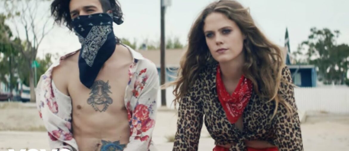 The 1975 - Robbers (Official Video) (Explicit)