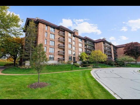 3801 Mission Hills Unit 211 Northbrook, IL | ColdwellBankerHomes.com 3801 Mission Hills Unit 211 Northbrook, IL | ColdwellBankerHomes.com