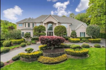 Home for sale - 11 Summer House Hill Road, Holmdel, NJ 07733