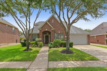 Residential for sale - 2507 Westerlake Drive, Pearland, TX 77584