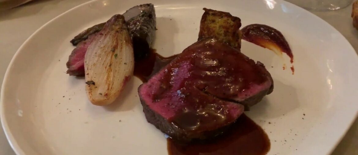 Perfect wine package in Michelin Plate Restaurant «PASTIS» in Montpellier. With 3 course menu.