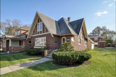 Video tour of Residential at 3505 Washington AVE, Racine, WI 53405