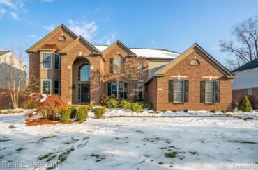 4517 Middledale Rd S, West Bloomfield, MI - 219116281