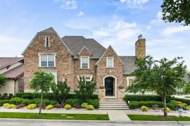 2313 Cardinal Boulevard Carrollton Homes for Sale TX 75010