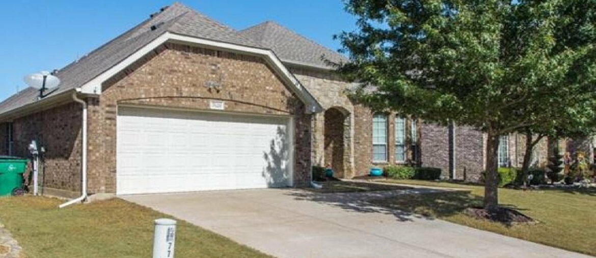 7620 Juno Springs Way, McKinney, TX Presented by Cassandra Shead.