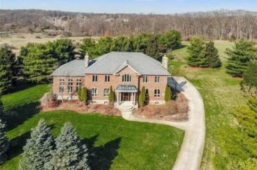 New Residential for sale found at 209 Ivy Glen Drive, Milford Twp, MI 48380