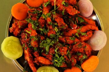 FRENCH CHI|CKEN RECIPE||RESTAURANT STYLE FRENCH CHICKEN||फ्रेंच चिकन बनाने की विधि||FIRST WE EAT||