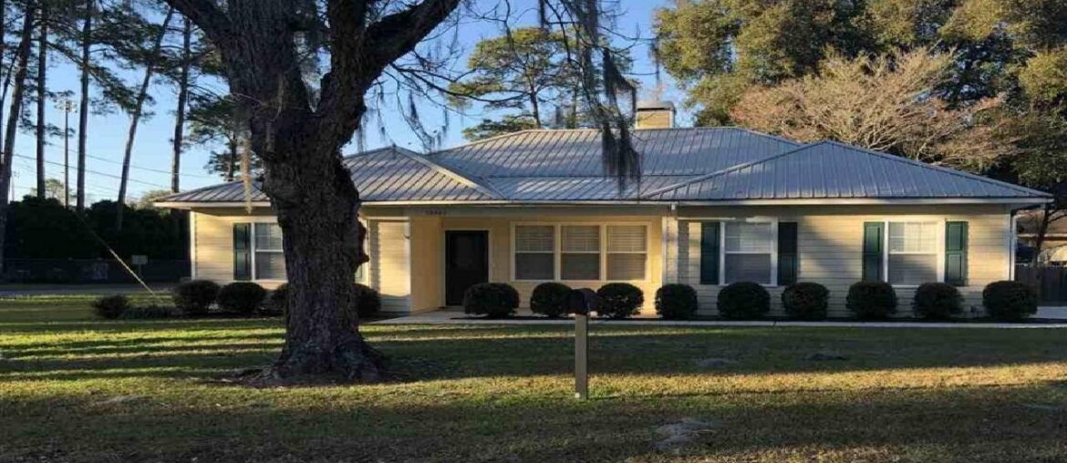 25452 SW 4TH Avenue, Newberry, FL Presented by Secure Investments Realty and Management. 25452 SW 4TH Avenue, Newberry, FL Presented by Secure Investments Realty and Management.