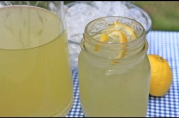 Easy Homemade Lemonade Recipe - Old Fashioned