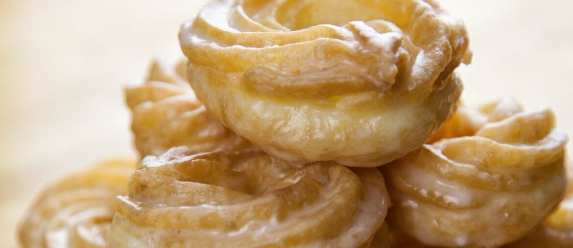 Honey Crullers – Miodowe Paczki Parzone "Gniazdka- Recipe #164 Honey Crullers - Miodowe Paczki Parzone "Gniazdka- Recipe #164
