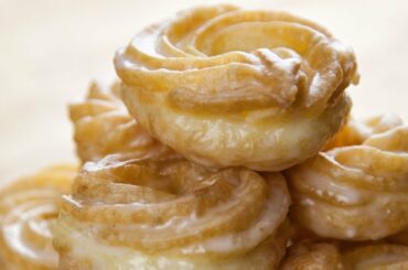 Honey Crullers - Miodowe Paczki Parzone "Gniazdka- Recipe #164