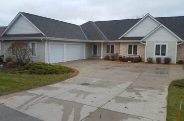 Residential for sale - N3 W31409 Lara Lane, Delafield, WI 53018