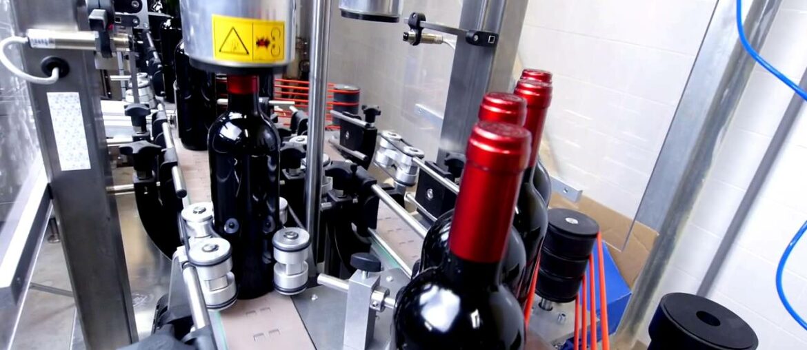 CDA – Ligne de conditionnement viticole complète / Complete wine packaging line CDA - Ligne de conditionnement viticole complète / Complete wine packaging line