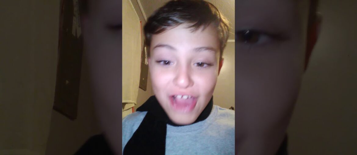 French drinking sparkling grape juice