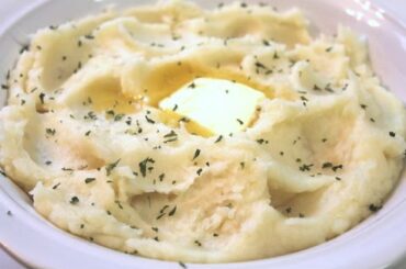 Creamiest Mashed Potatoes Recipe - I Heart Recipes