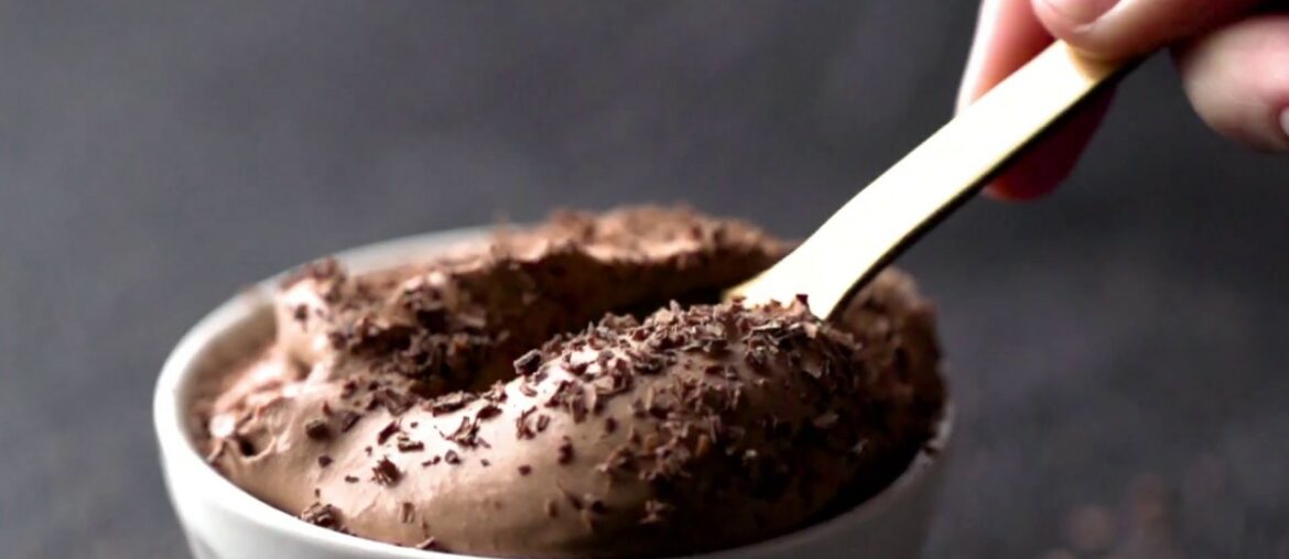How to Make the BEST Chocolate Mousse Recipe EVER! How to Make the BEST Chocolate Mousse Recipe EVER!