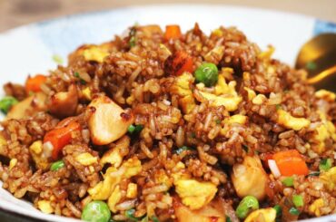 BETTER THAN TAKEOUT AND EASY! Chinese Chicken Fried Rice Recipe