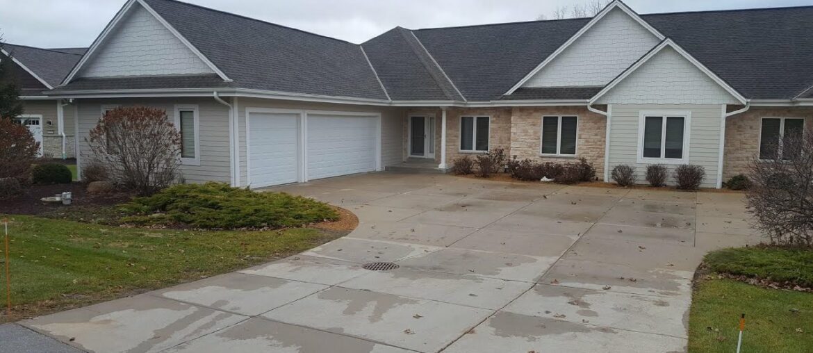 Residential at N3 W31409 Lara Lane, Delafield, WI 53018 – For sale Residential at N3 W31409 Lara Lane, Delafield, WI 53018 - For sale