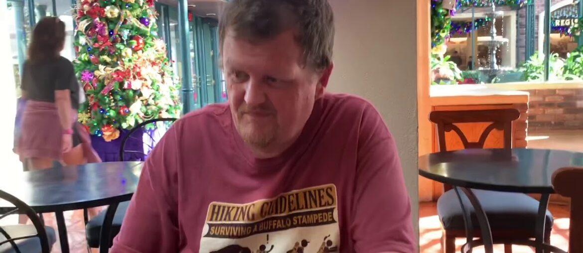 Vlogmas 2019 Day Two: Gingerbread Dusted Beignets at Port Orleans French Quarter Vlogmas 2019 Day Two: Gingerbread Dusted Beignets at Port Orleans French Quarter