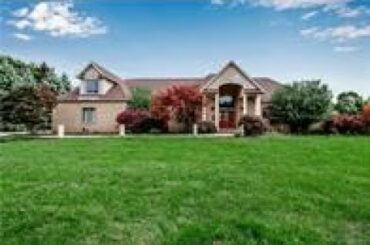 4595 Boncrest, Clarence