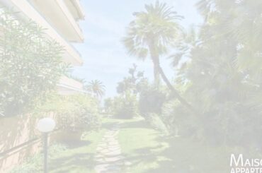 ROQUEBRUNE-CAP-MARTIN - MAISON A VENDRE - 2 850 000 € - 200 m² - 5 pièces