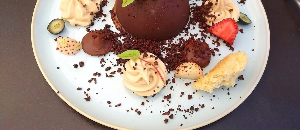 Top rated Restaurants in La Rochelle, France | 2019