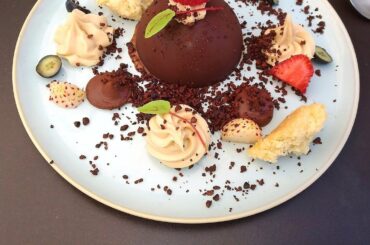 Top rated Restaurants in La Rochelle, France | 2019