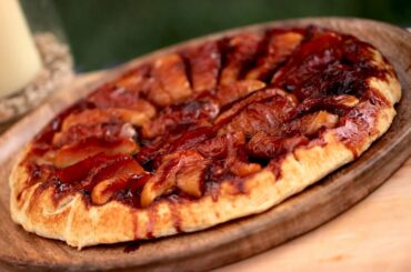 Beth's Easy Apple Tarte Tatin Recipe | ENTERTAINING WITH BETH