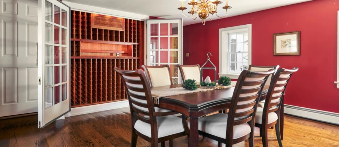 2463 Flowing Springs Road, Spring City, PA 19475