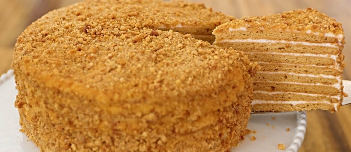 Medovik – Russian Honey Cake Recipe Medovik - Russian Honey Cake Recipe