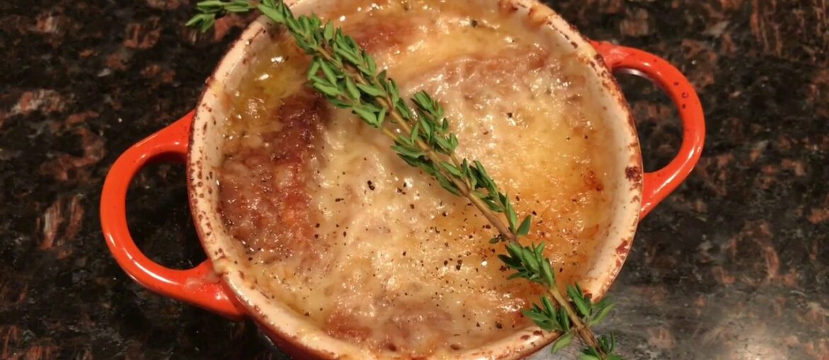 Frachelli's French Onion Soup w/ Red Wine Reduction