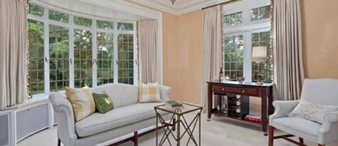 SPECTACULAR ARCHITECTURALLY SIGNIFICANT HOME SPECTACULAR ARCHITECTURALLY SIGNIFICANT HOME