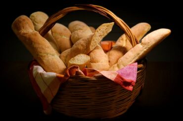 HOMEMADE BAGUETTES RECIPE