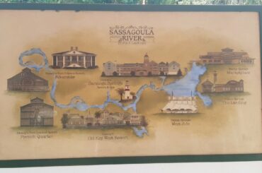 Walk around Disney World Port Orleans French Quarter 2019