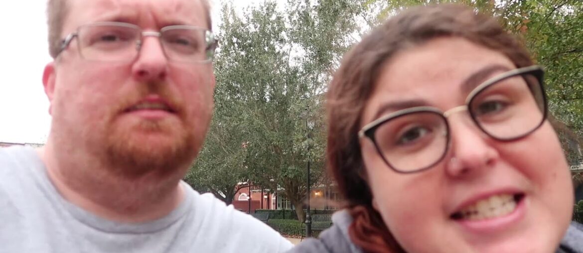 Vlogmas Day 7 Port Orleans French Quarter Scat Cat Club Free Beignets