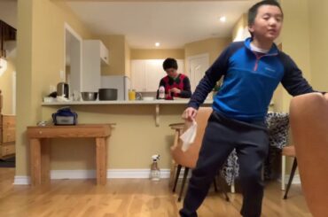 Sushi recipe in French but we’re stupid and it’s a school project so it’s not in English