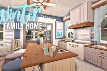 BLOXBURG| Winter Family Home | House Build