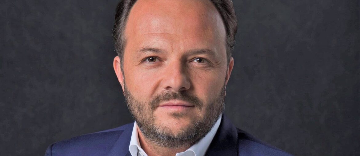 Arnaud de Saignes, Managing Director at Chandon California (LVMH): Let's pop the cork!